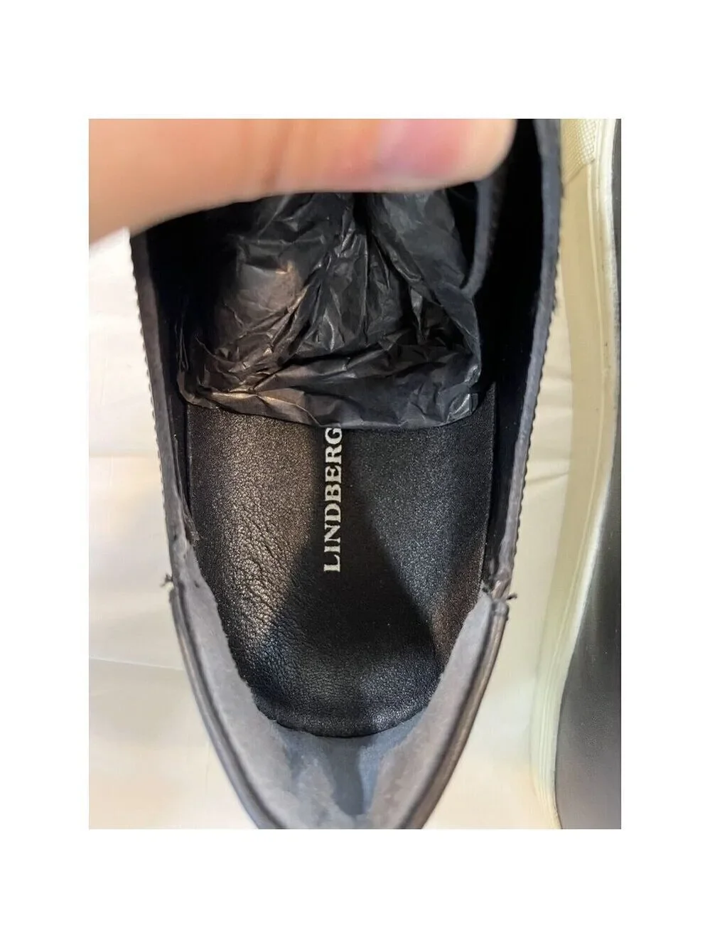 Lindbergh Mens Size 9.5 Black Leather Sneaker Style: 30-92000US